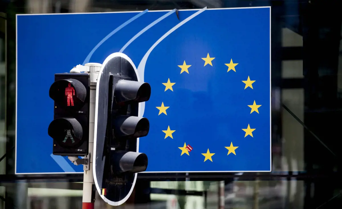 Lelassulhattak a tárgyalások az Európai Bizottsággal: csúszhat a hazánknak szánt brüsszeli pénzek kifizetése