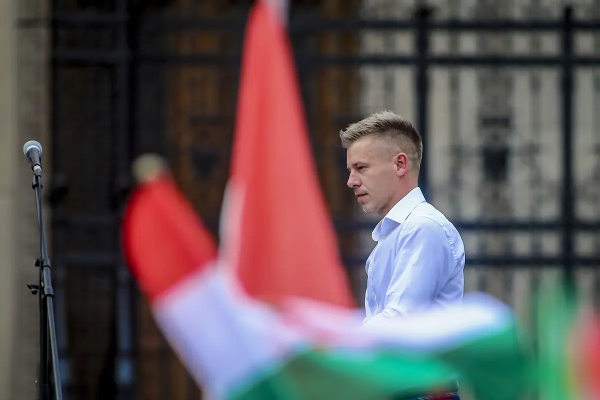 „Örömmel tapasztaljuk, hogy a Tisza Párt is a Jobbik nyomdokain halad”