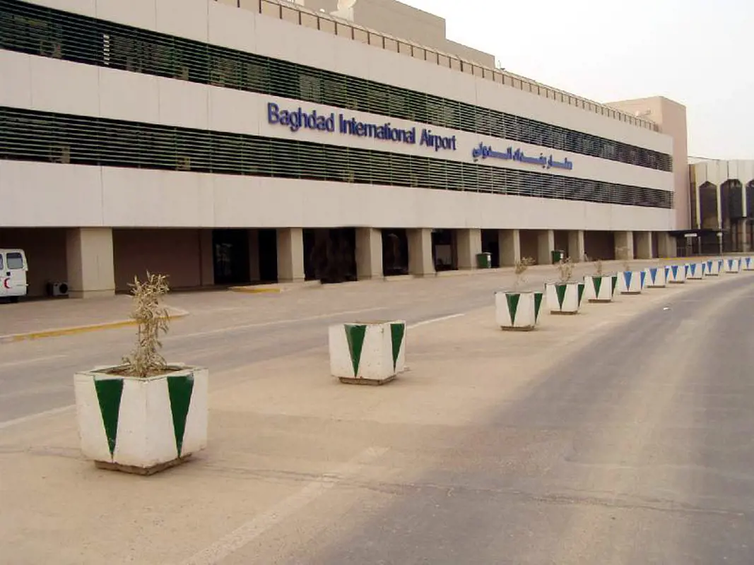 Két rakéta csapódott be a bagdadi repülőtérbe