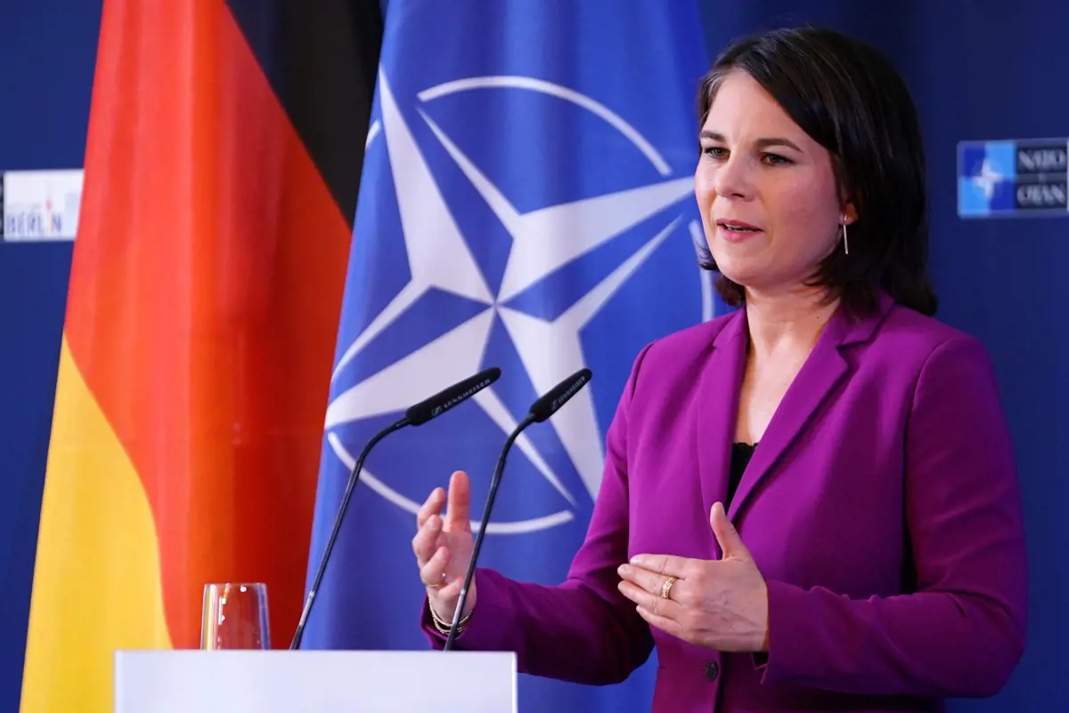 A német külügyminiszter szerint fel kellene gyorsítani a fegyverszállításokat Ukrajnába