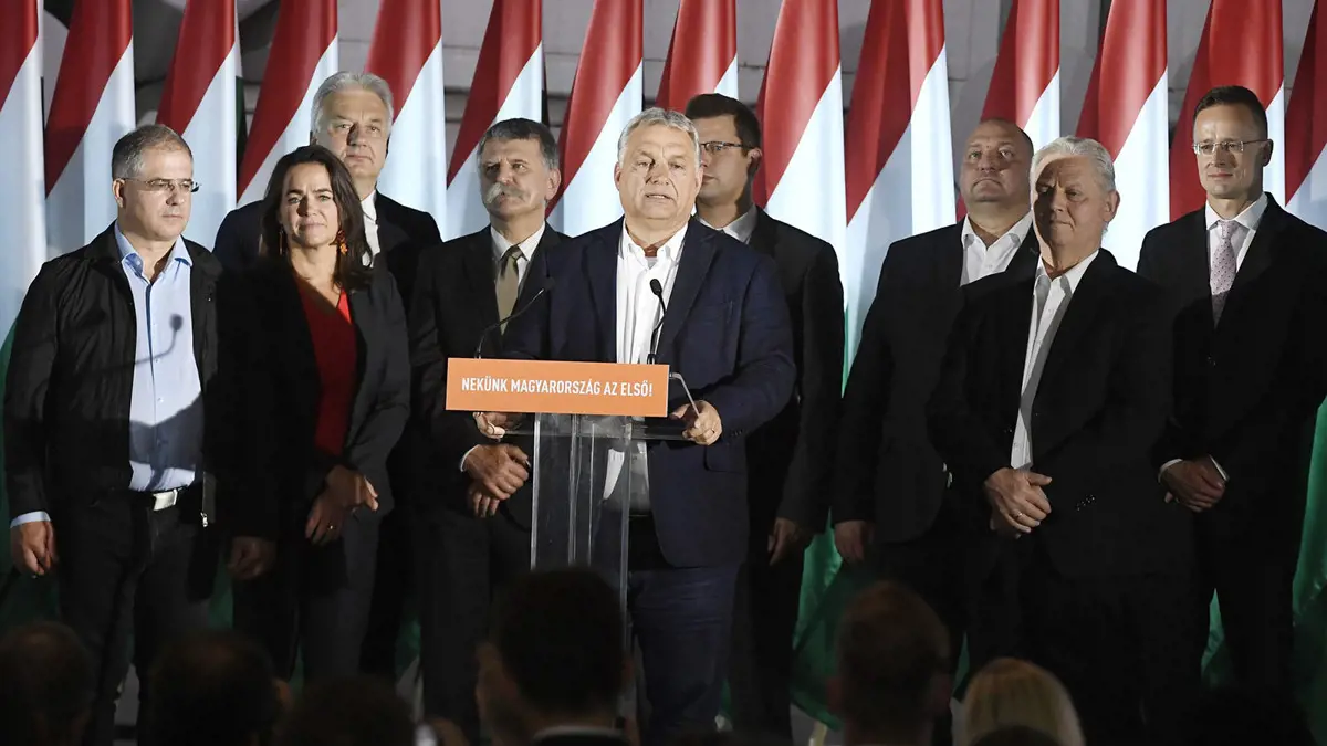 A Fidesz szerint szégyen, hogy az ellenzéknek nem tetszik az, hogy az önkormányzatoktól is elvesznek forrásokat a járvány miatt