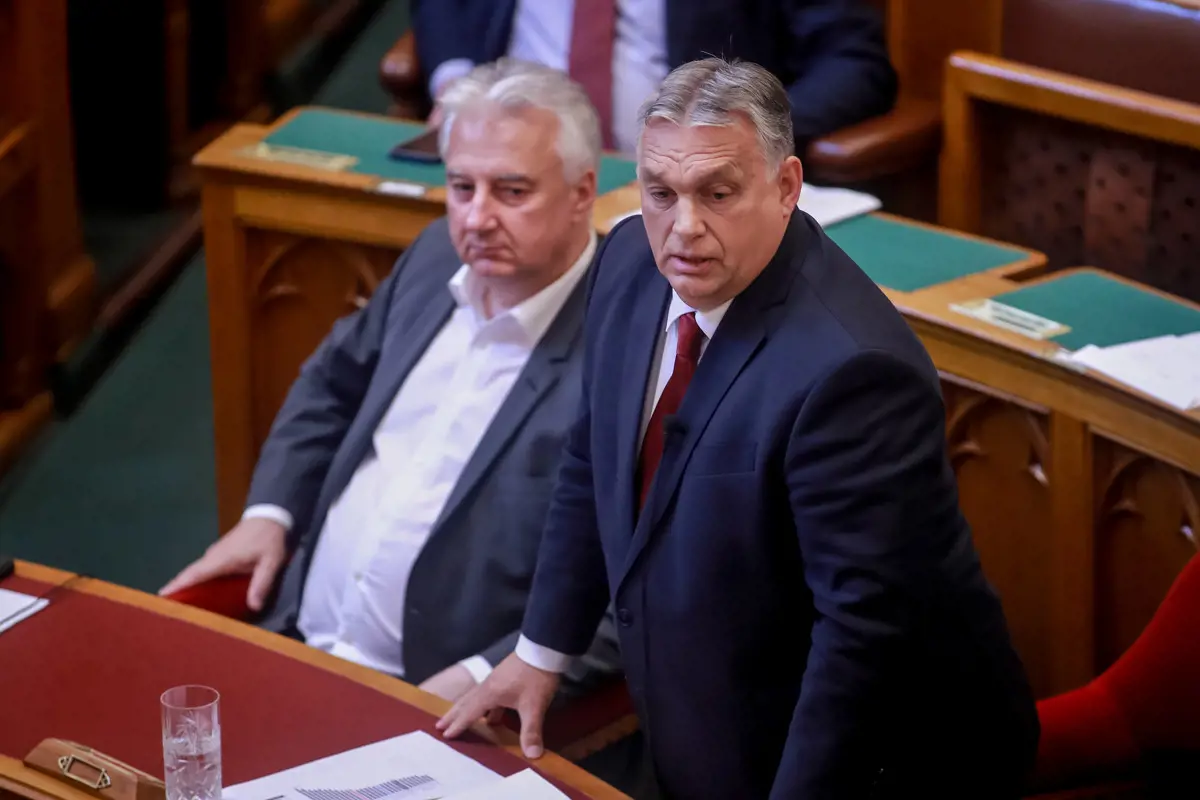 Orbán Viktor a fizetése megduplázásáról: „Kivártam a sorom”