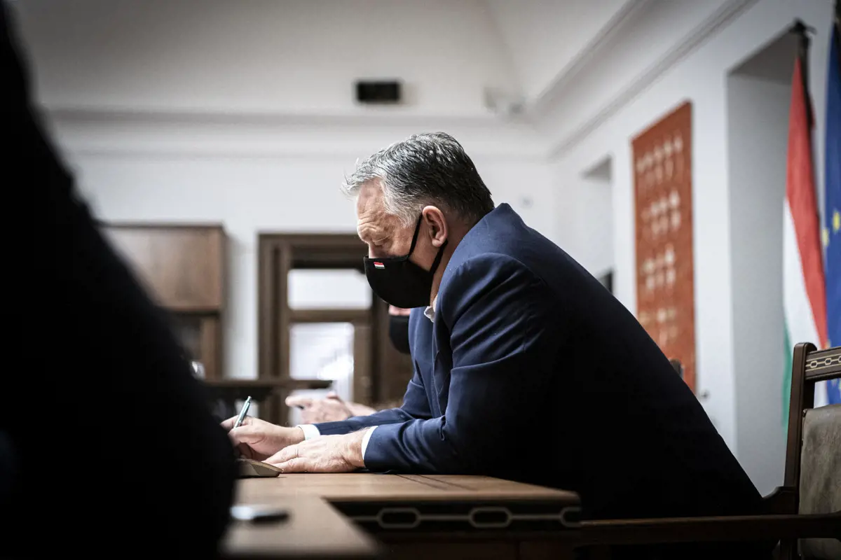 Jobbik: segítség helyett csak parancsolgatnak az embereknek és közben sületlenségeket prédikálnak