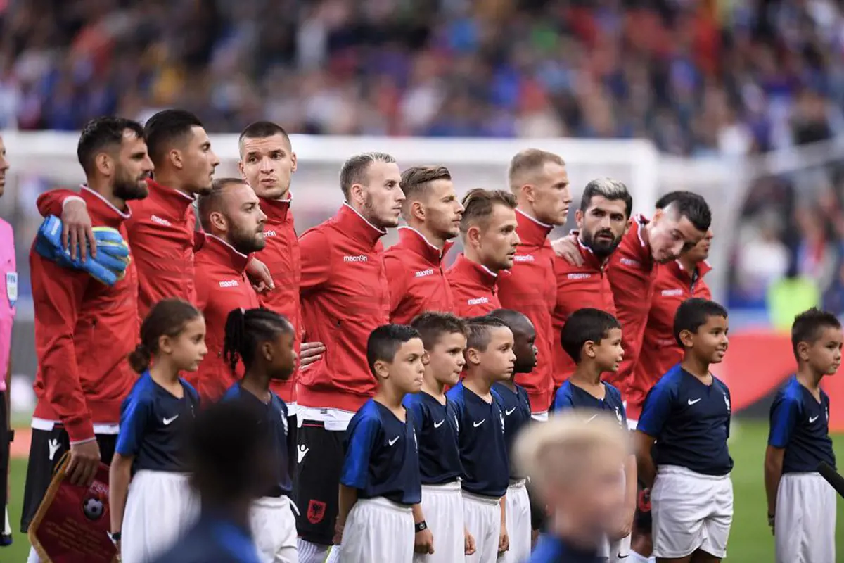 Nevetséges közjáték zavarta meg a francia-albán mérkőzést