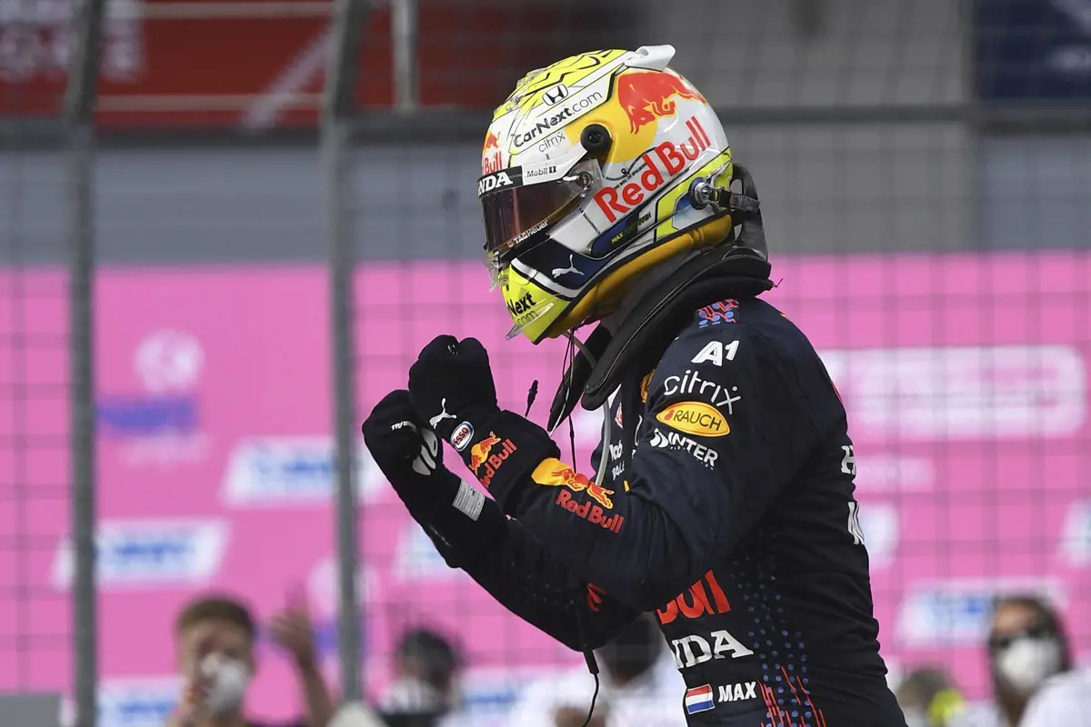 F1: Verstappen aratott győzelmet az ötödik Azeri Nagydíjon