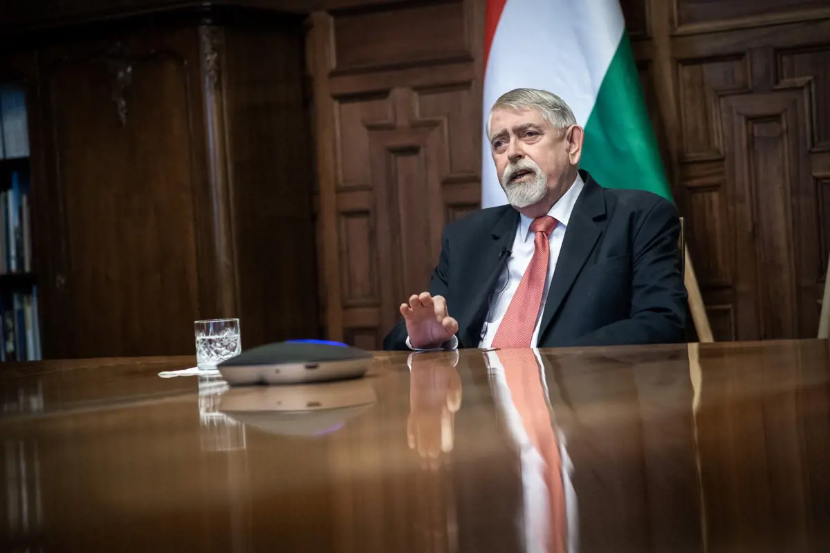 Kásler: Magyarország átoltottsági előnye növekedni fog