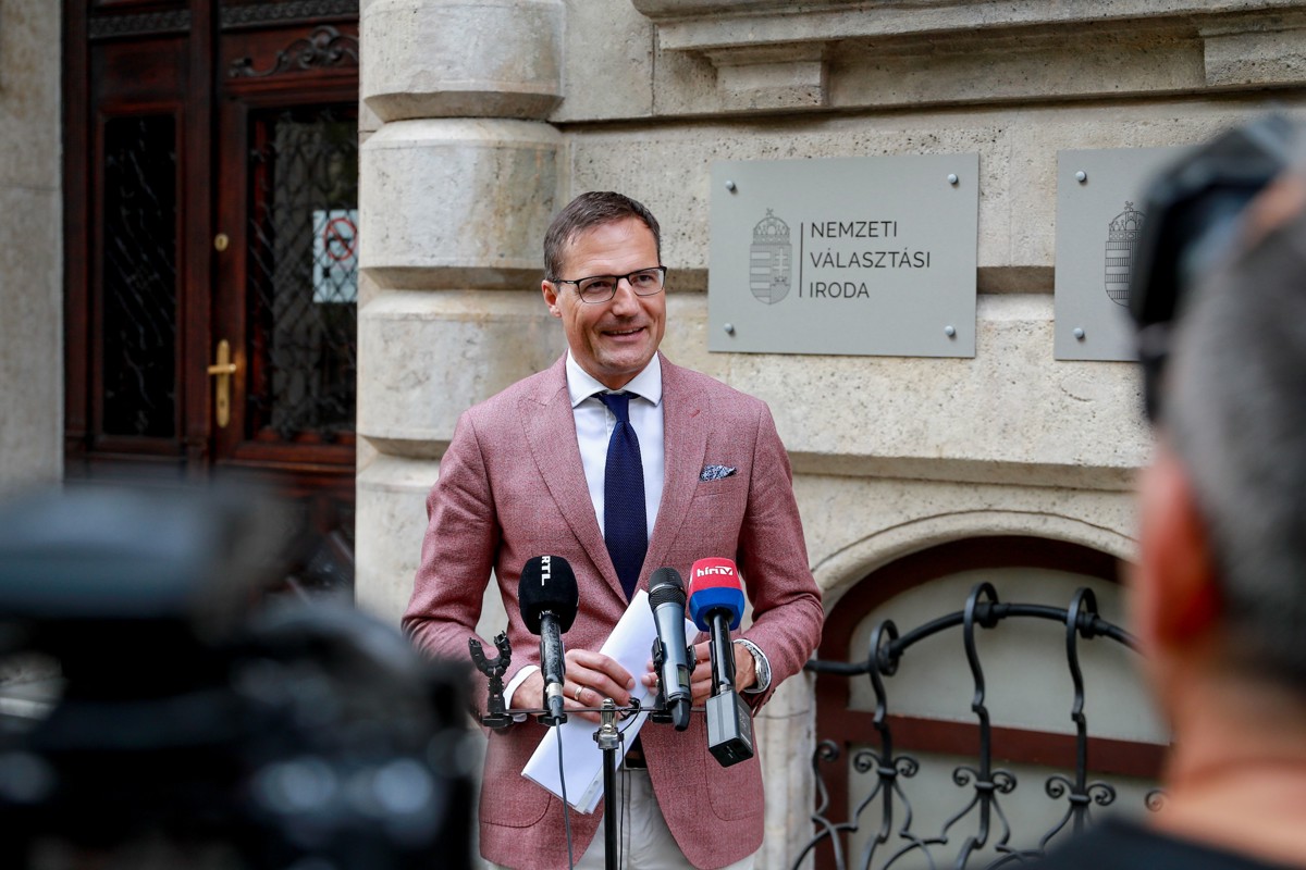 Gyöngyösi Márton 315 ezer forintot vesznek ki minden magyar zsebéből