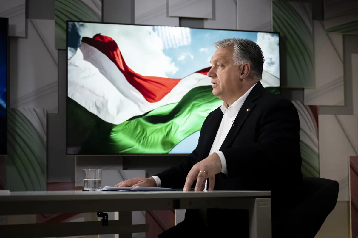 Újabb felesleges nemzeti konzultációval fárasztaná a Fidesz-kormány politikáját nyögő magyarokat Orbán