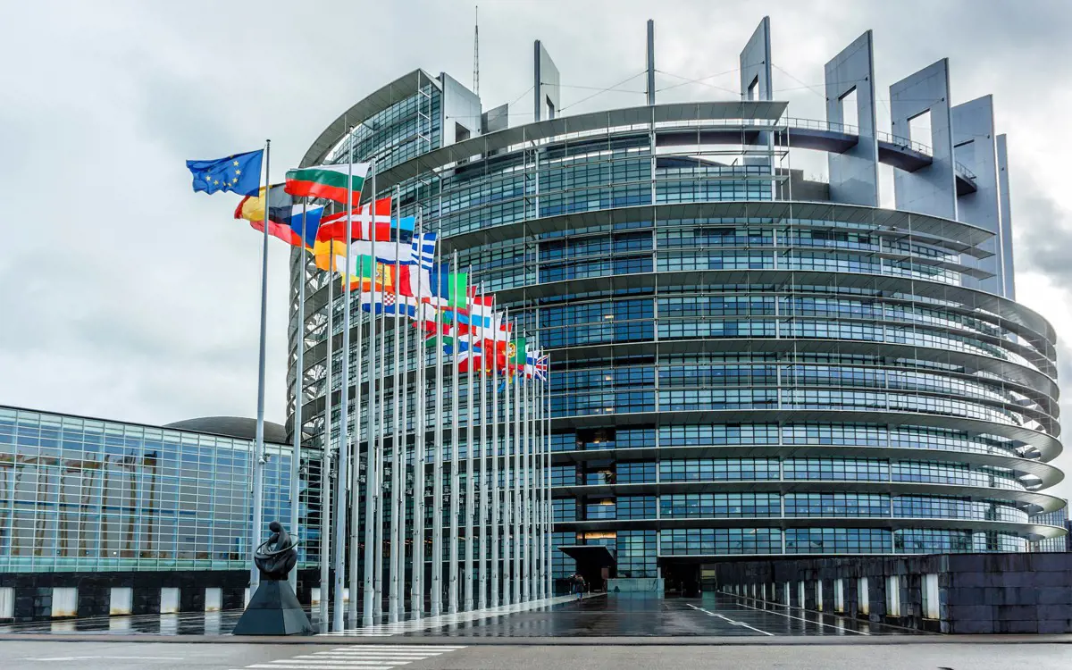Portfolio: a kormány vétózni fog az uniós büdzsé ügyében