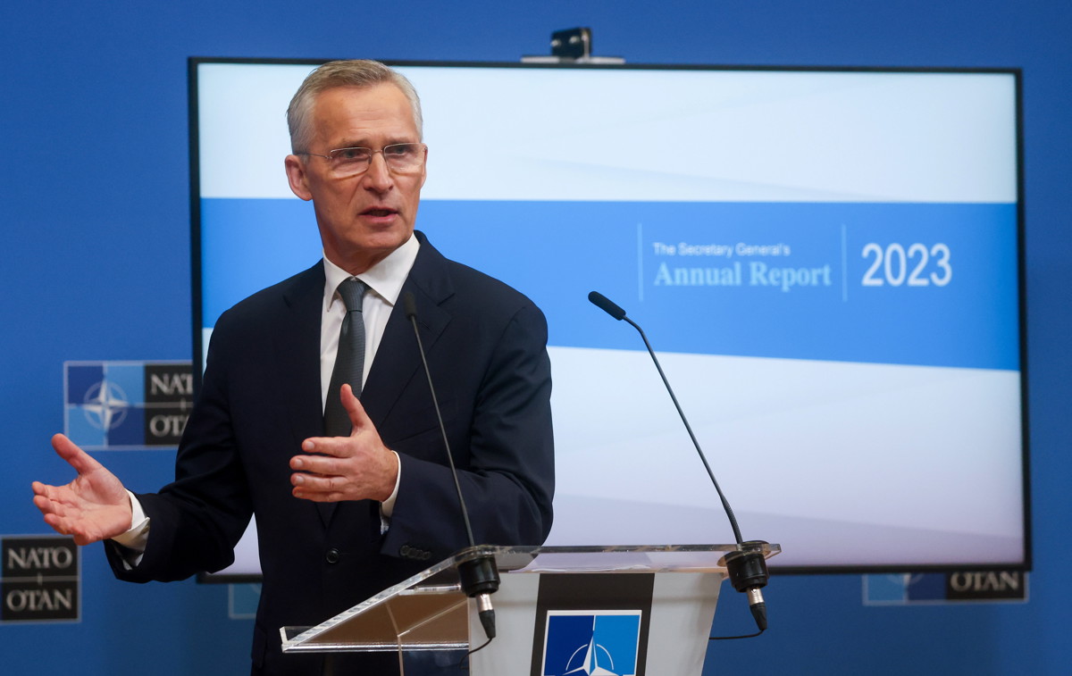 NATO-főtitkár: Bár a világ veszélyesebbé vált, a NATO megerősödött az Atlanti-óceán mindkét oldalán