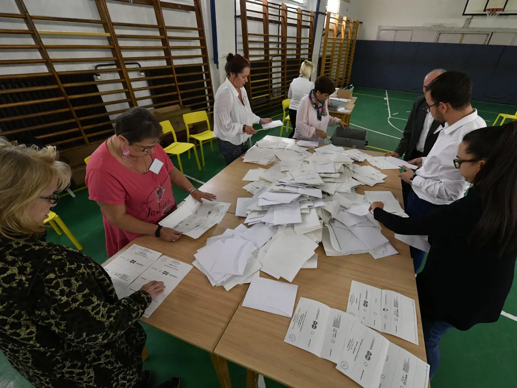 Komáromi: egészségügyi stratégiát alkot a biztonságos választásokért az Egységben Magyarországért