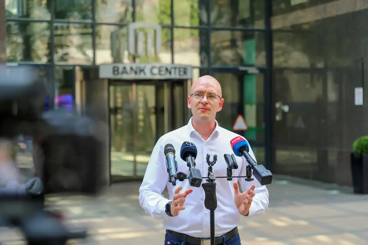 Irgalmatlan profitot szakítottak a magyarokat lehúzó bankok