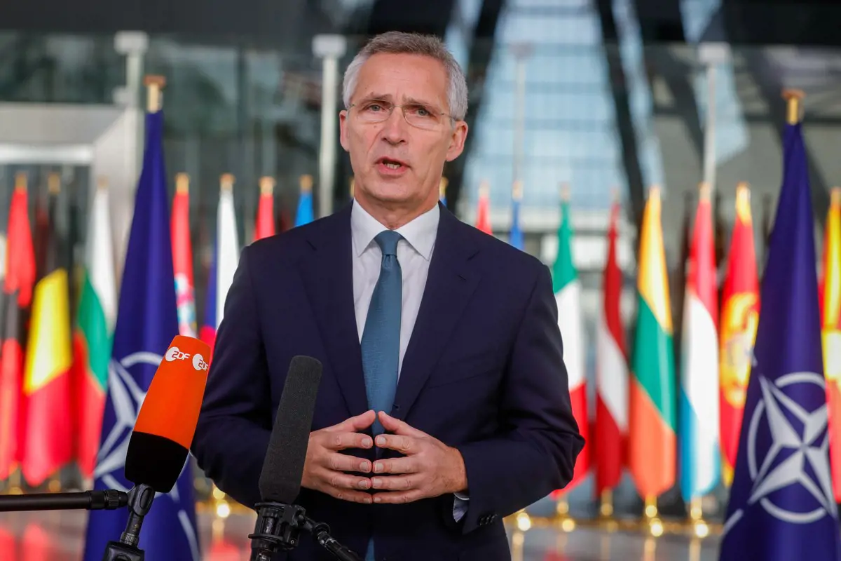 Stoltenberg: a NATO válaszol, ha nyomás nehezedne Svédországra és Finnországra