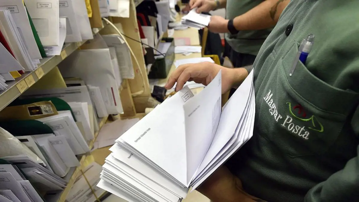 Dudás Róbert szerint újabb késdöfés lehet a vidéki életbe a postai átalakítás