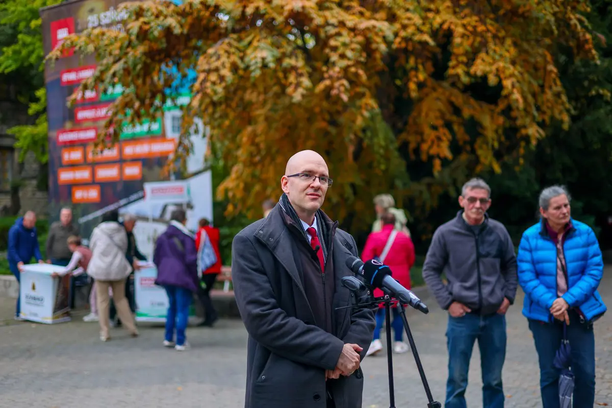 Z. Kárpát Dániel: minden politikai erőnek legyen devizás álláspontja, és az ne a banki érdekeket képviselje!