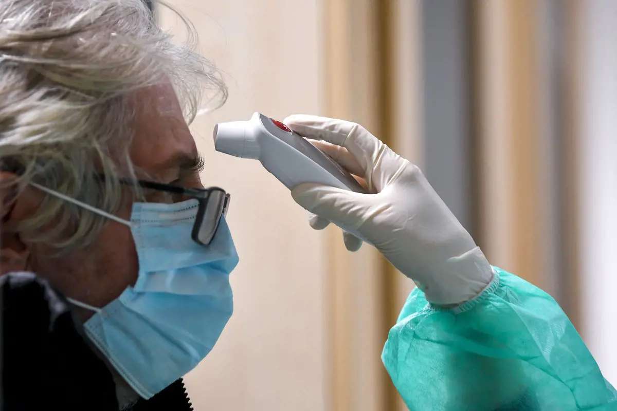 Ötvenezer maszkot loptak el egy kölni kórházból