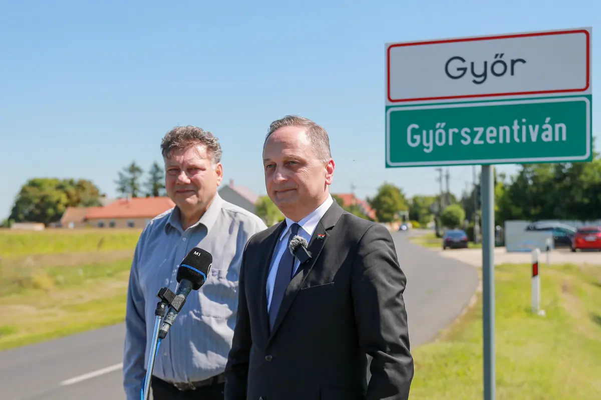 Jobbik: A külföldre vándorolt magyarok térjenek vissza, ne több százezer ázsiait engedjen be a kormány!