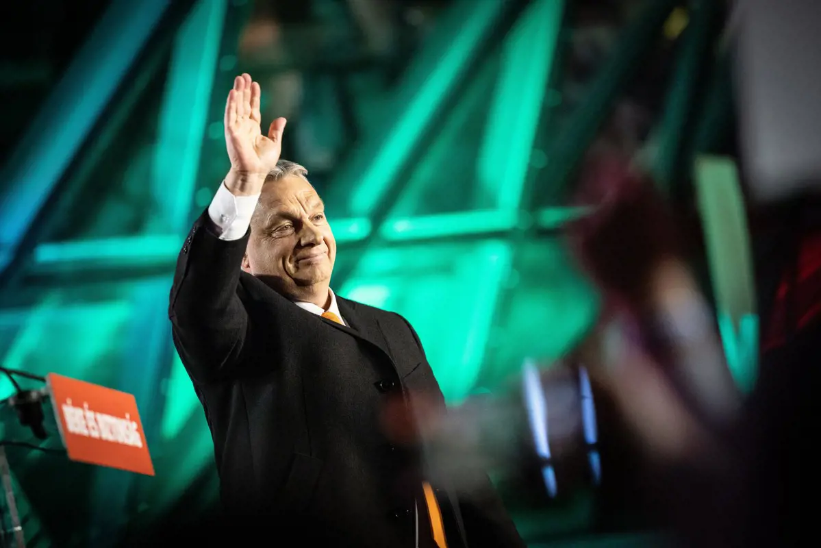 Orbán: Esztergom rangjának visszaállítása régi adósság