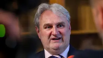 A devizakárosultak szabadságharcosát meg sem hallgatják a fideszesek, inkább a bankok oldalára állnak