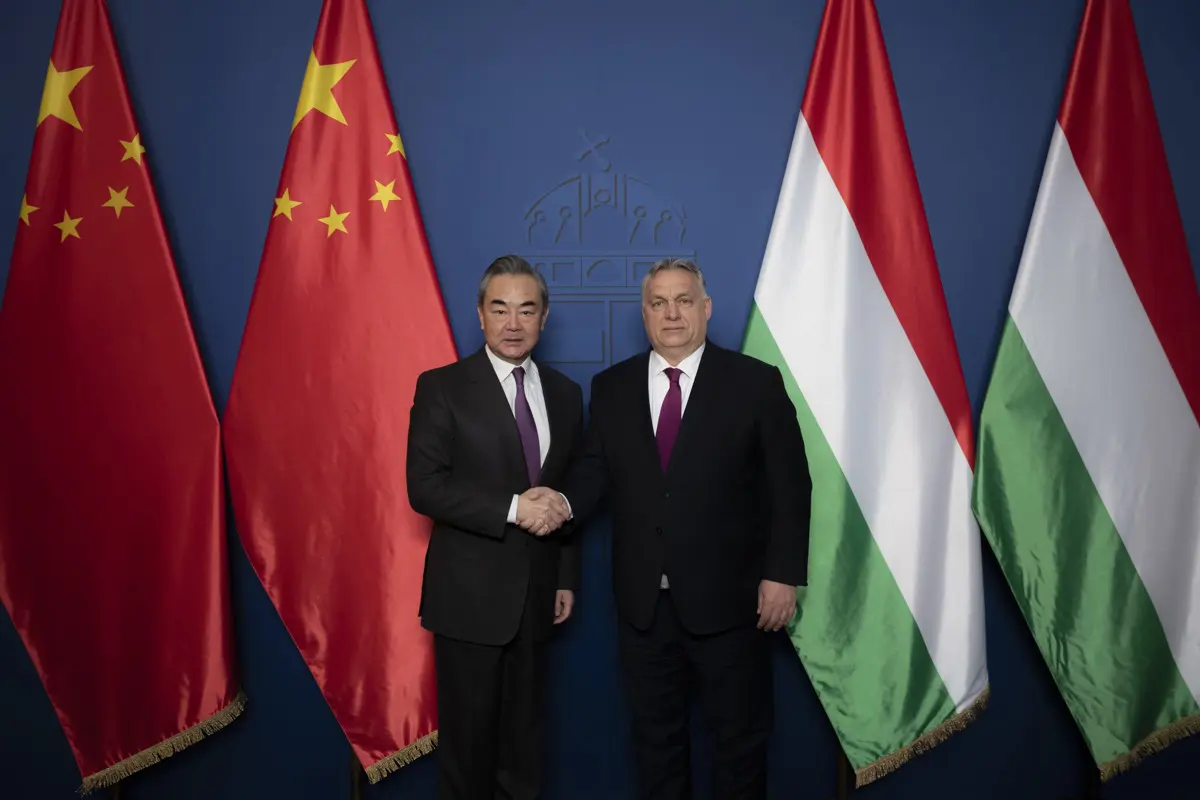 Kína vízummentességet ad a magyar állampolgároknak