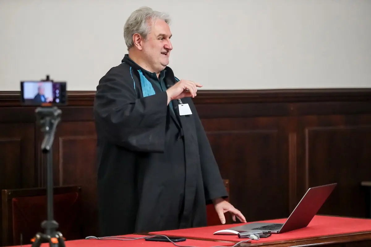 Marczingós László: A társadalomnak a fele érintett megnyomorítva a devizaalapú hitelezésben