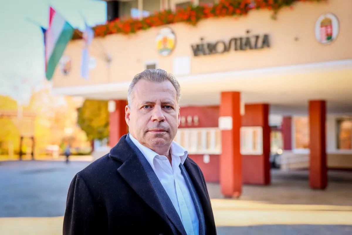 Szlobodnik László: Tiszaújváros környékén is a várólisták, a közbiztonság és az utak állapota a fő kihívás