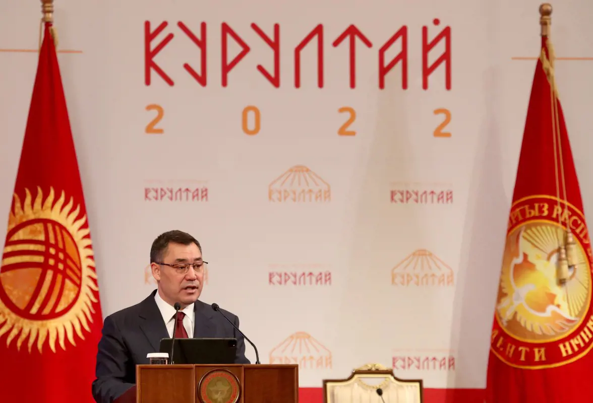 Két hét múlva hazánkba látogat a kirgiz elnök
