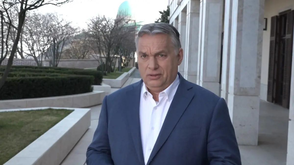 Orbán Viktor: felfüggesztik a magánszemélyek és a cégek hiteleinek törlesztését