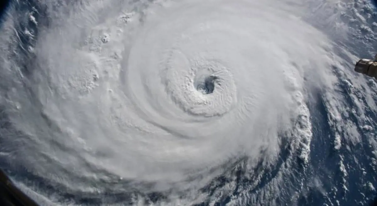 Az űrből gyönyörű a Földön pusztítást okozó Dorian hurrikán (VIDEÓ)