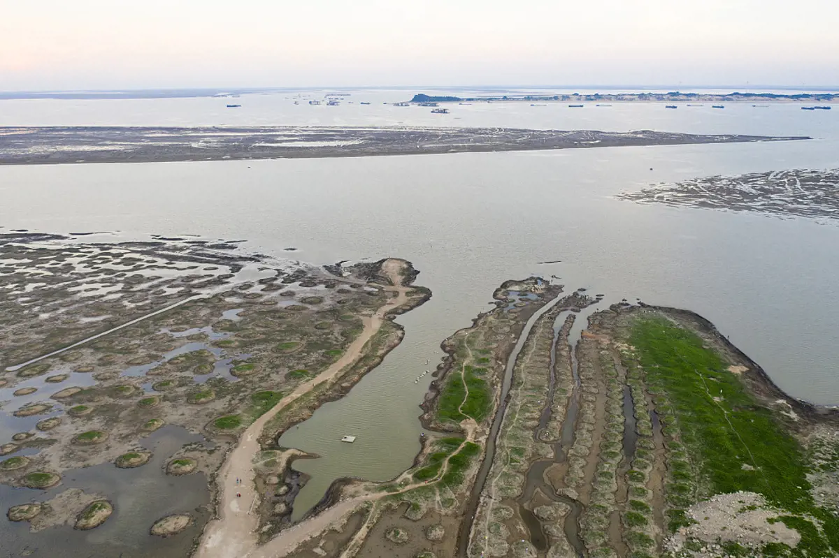 Az aszály miatt negyedére zsugorodott Kína legnagyobb édesvízi tava