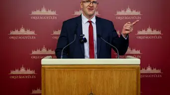 Z. Kárpát Dániel: „a devizahiteles borzalom, a forintosított rémálom” miatt senkit ne lehessen az utcára tenni!