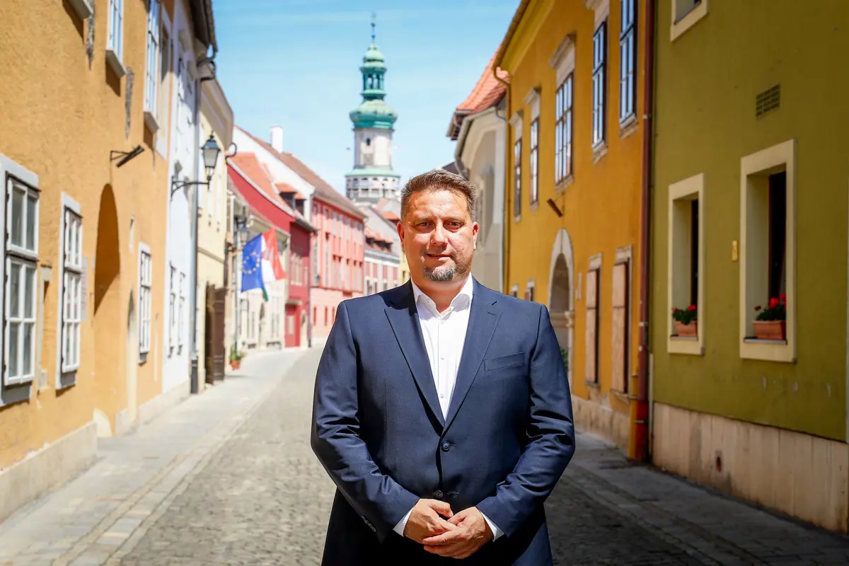 Rátkovics Roland: „Sopronban egy fiatalnak helyben maradni nem olcsó mulatság, sőt kifejezetten úri muri”