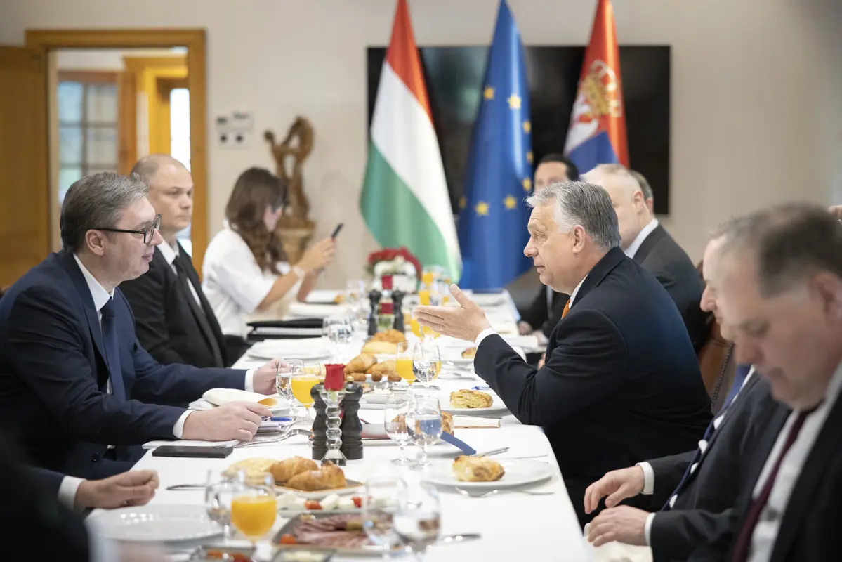 Orbán Viktor elmélyíti a hadiipari együttműködést Szerbiával