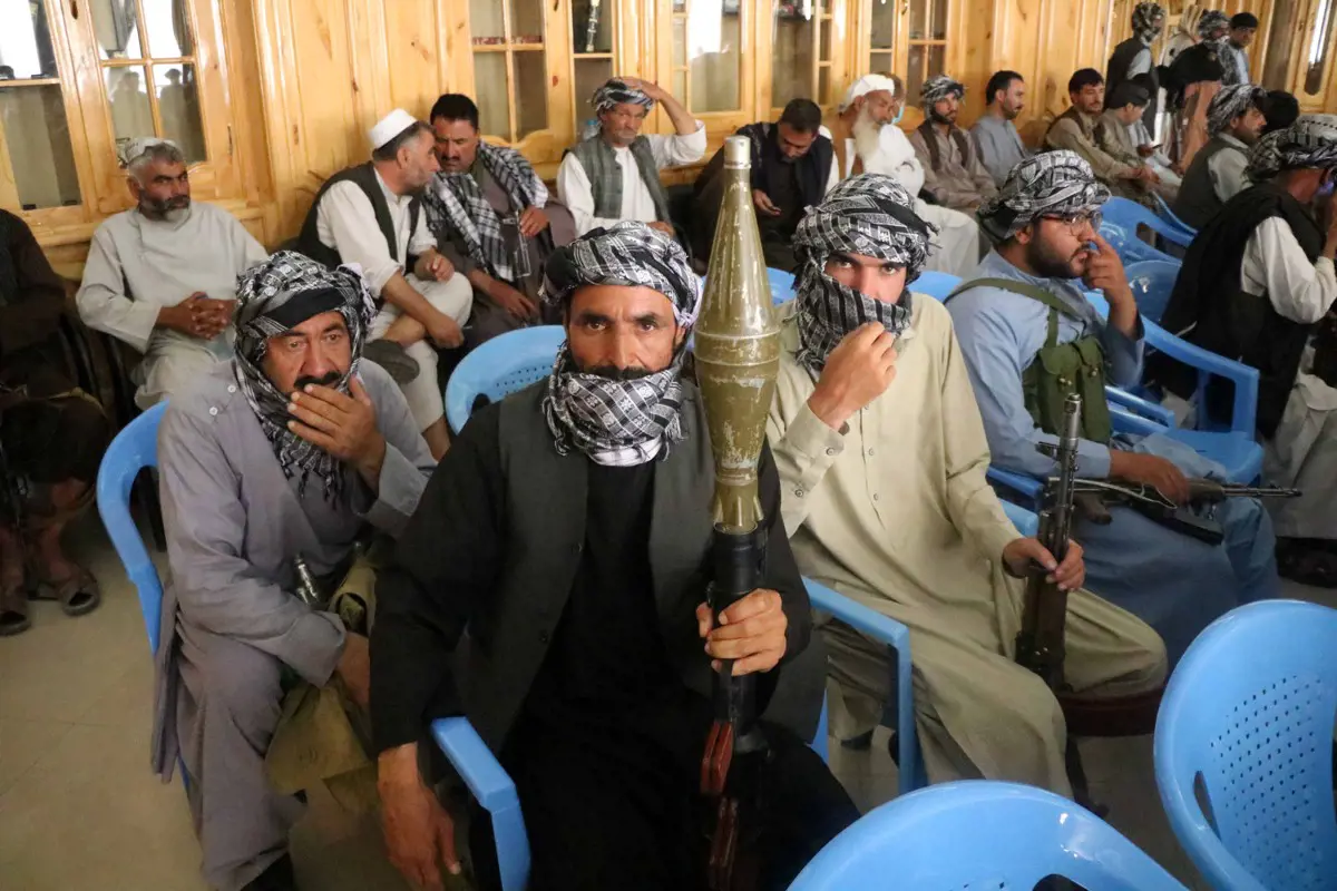 Afganisztán: több mint harminc áldozatot szedett egy mecsetben történt robbantás