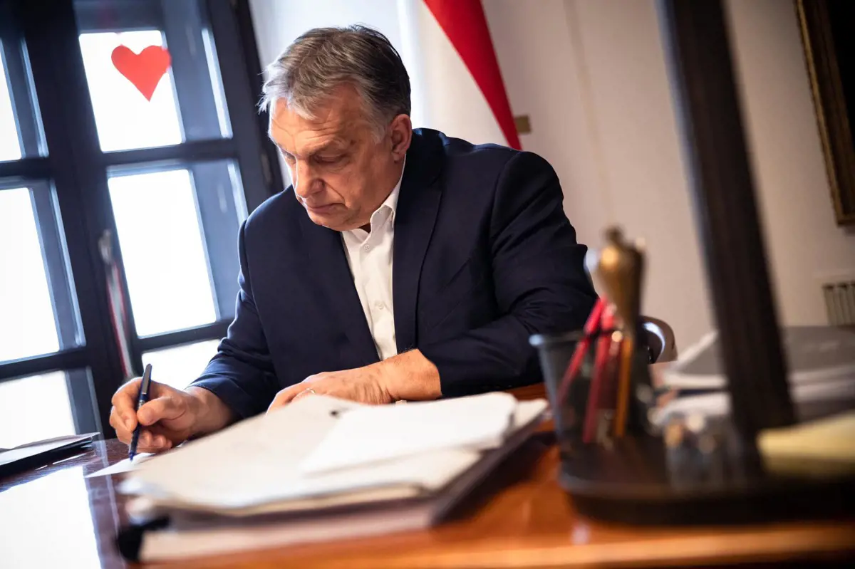 Orbán Viktor az MTA elnökével tárgyalt a Karmelita kolostorban