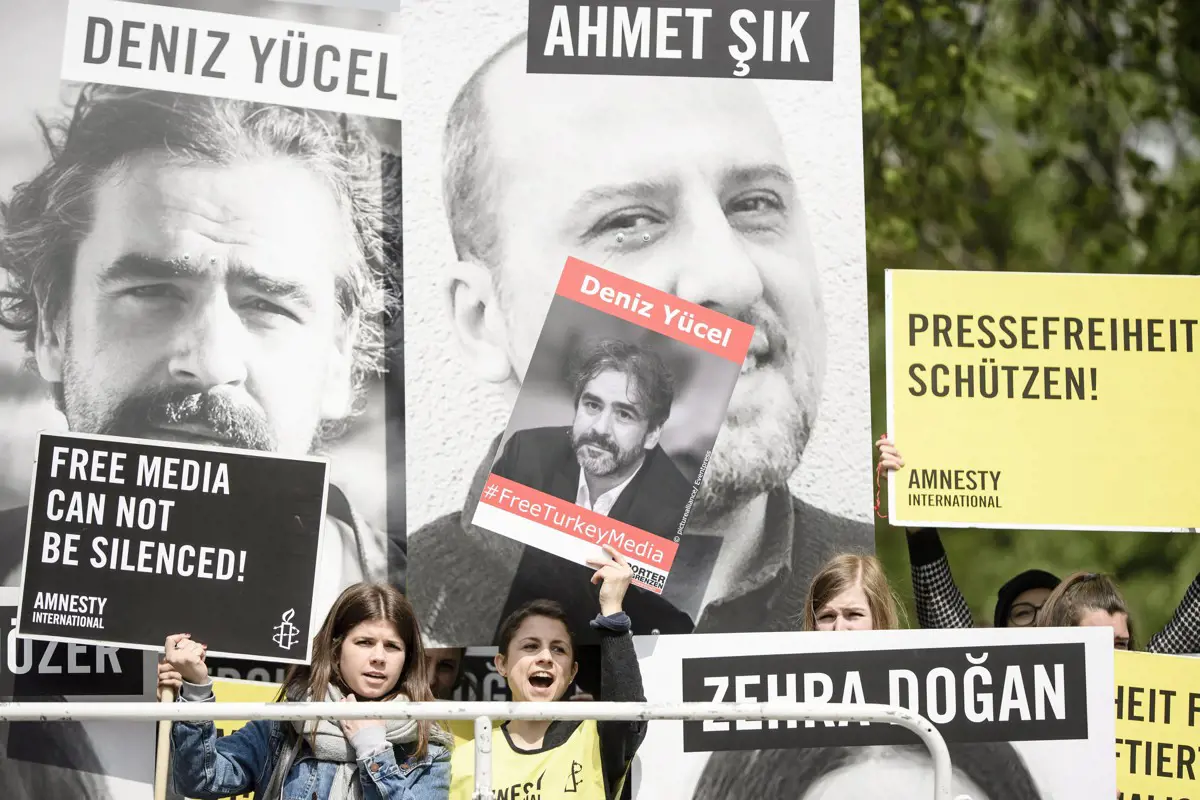 Európa Tanács: az ukrajnai háború a sajtószabadság folyamatos romlását eredményezte Európa-szerte