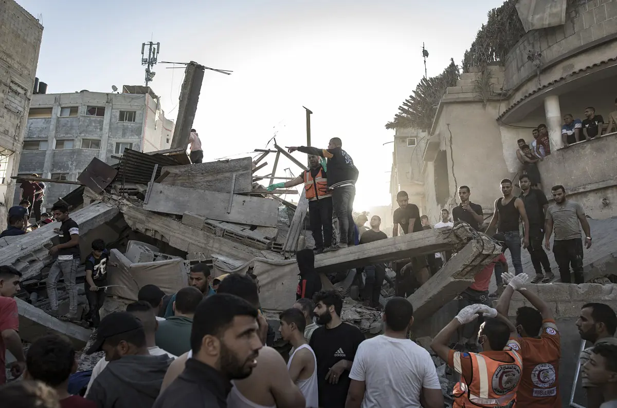 Izrael menekülésre szólította fel a polgári lakosokat Gázában