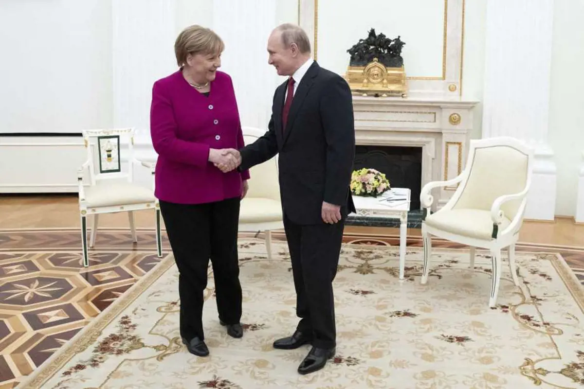 Merkel és Putyin közös állásponton van az iráni atomalkuról