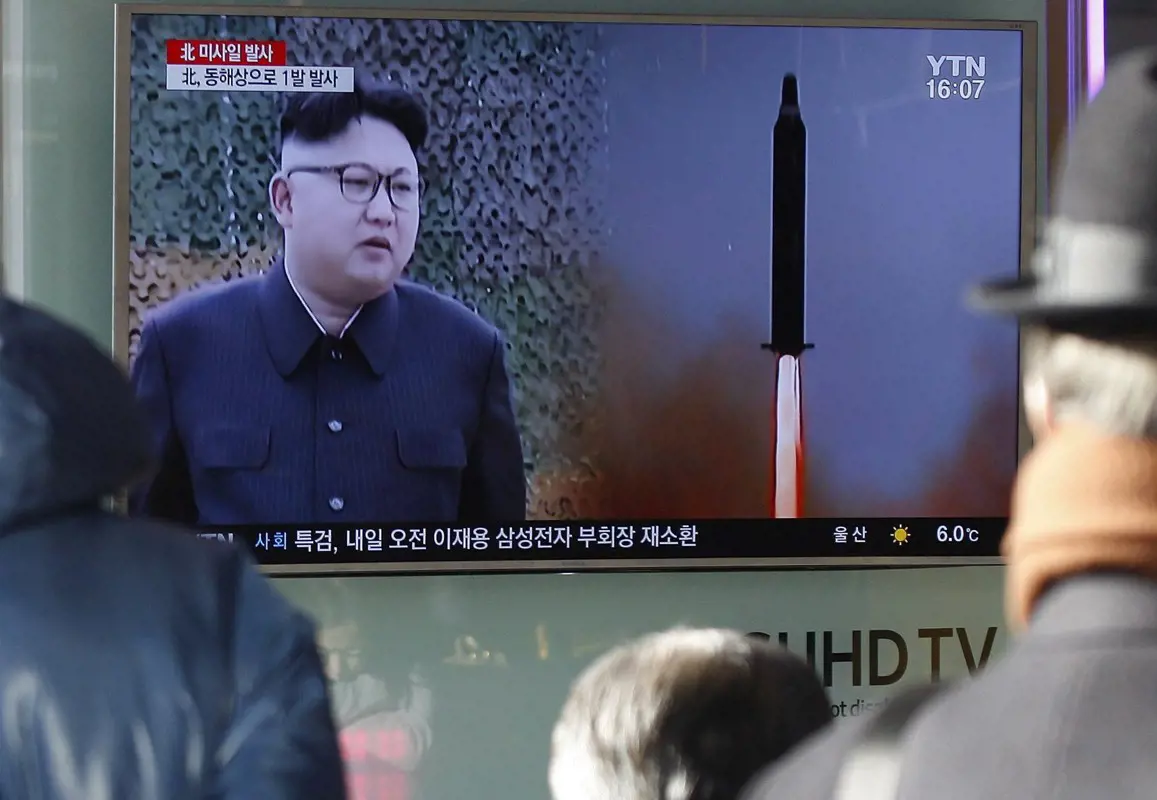 Bár nem erre figyelünk, de közben Észak-Korea újabb rakétakísérletet hajtott végre