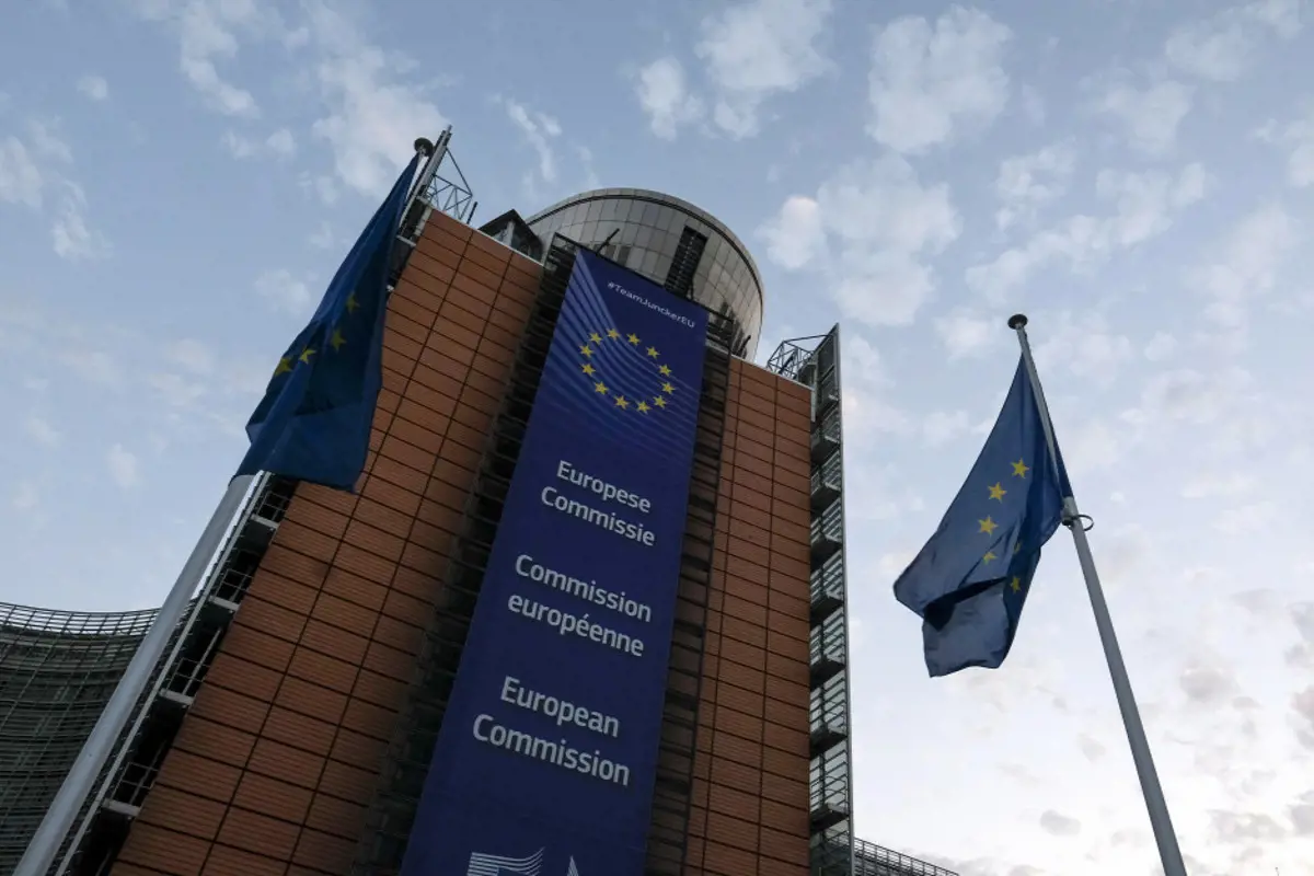 Az Európai Bizottság támogatásra tett javaslatot tizenöt európai uniós tagállam számára a munkanélküliségi kockázatok enyhítésére