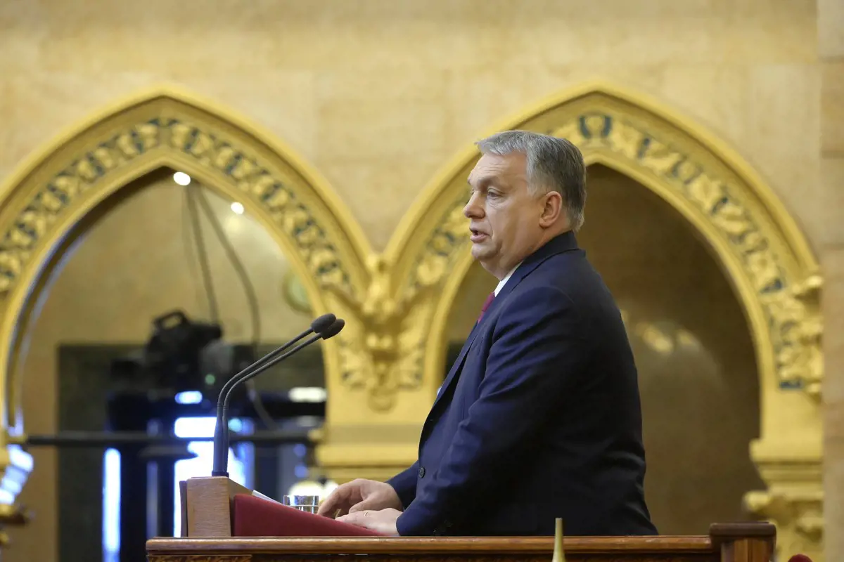 Orbán Viktor: 7 kérdésben indul online nemzeti konzultáció, a kínai vakcinára alapozunk