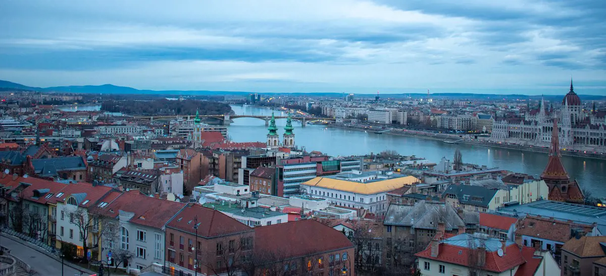 A német kormány kockázatos területnek minősítette Budapestet