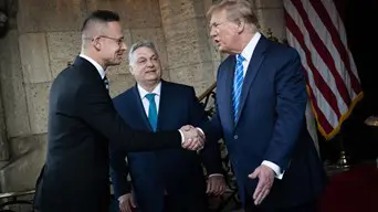 Trump, Orbán és diktatúra - Biden szavai miatt a sértett Szijjártó bekérette az amerikai nagykövetet