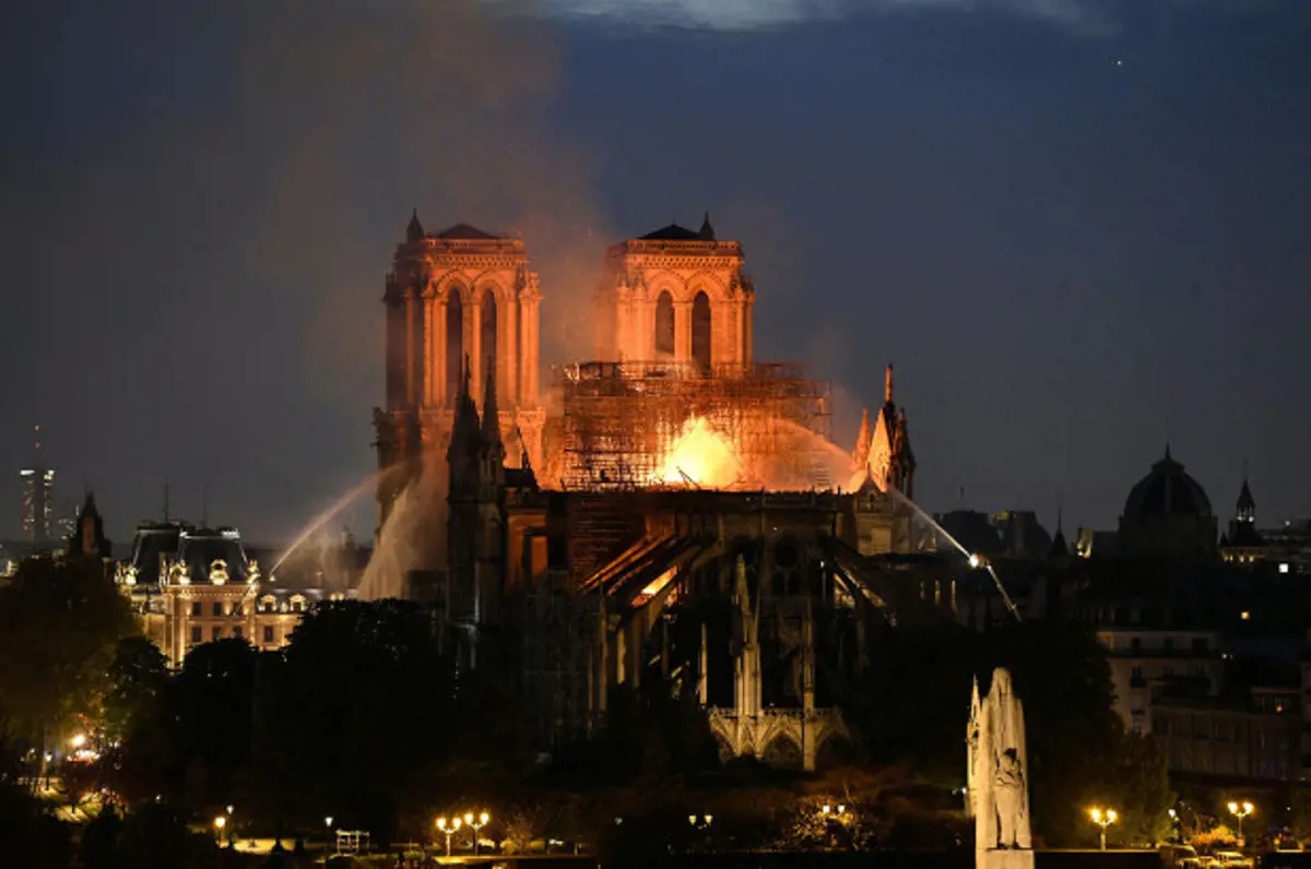 Csupán 50 százalék esély van a Notre-Dame megmentésére