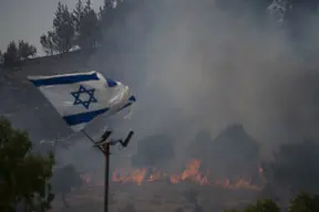 Sok radikális célpontra mért csapást az izraeli légierő
