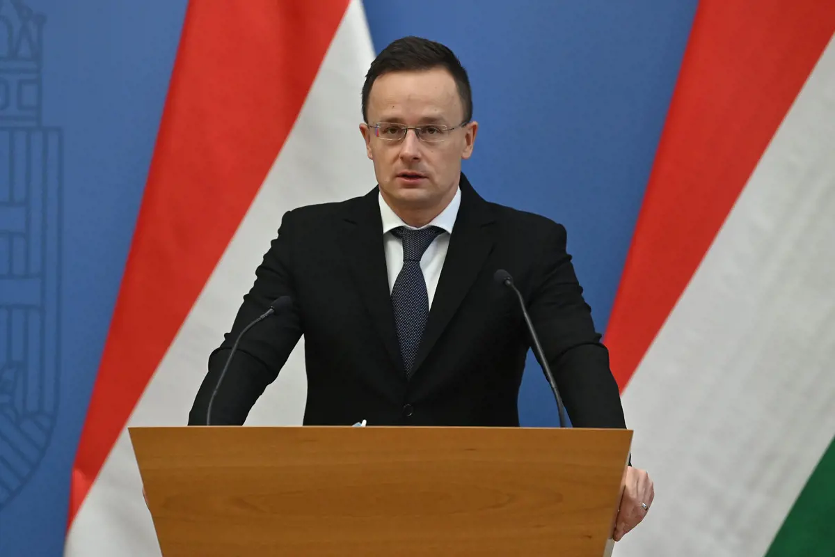 Szijjártó bejelentette, Szerbia és Montenegró elfogadja a magyar védettségi igazolványt