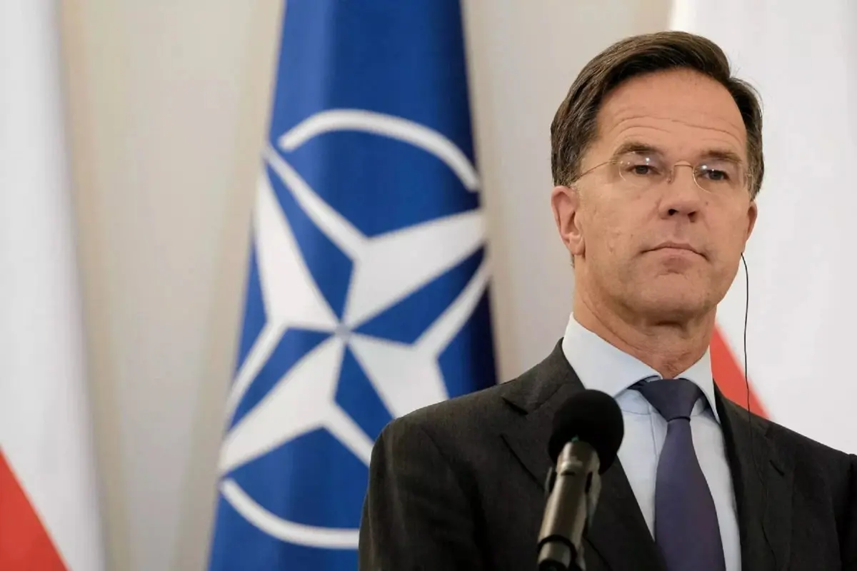 NATO-főtitkár: nincs alternatívája a védelmi kiadások növelésének