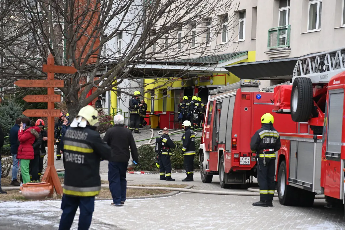 Tűz ütött ki a Szent Imre kórházban