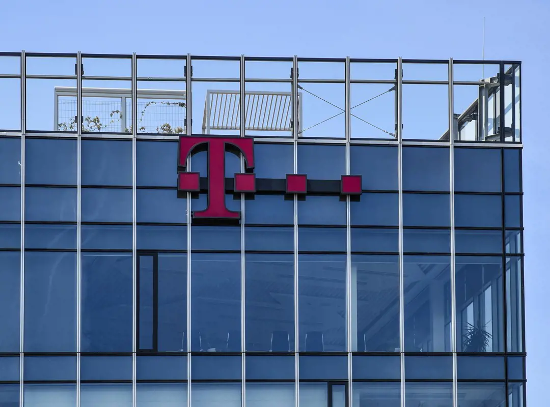A Magyar Telekom pluszpénzt ad a dolgozóinak az elszálló infláció miatt
