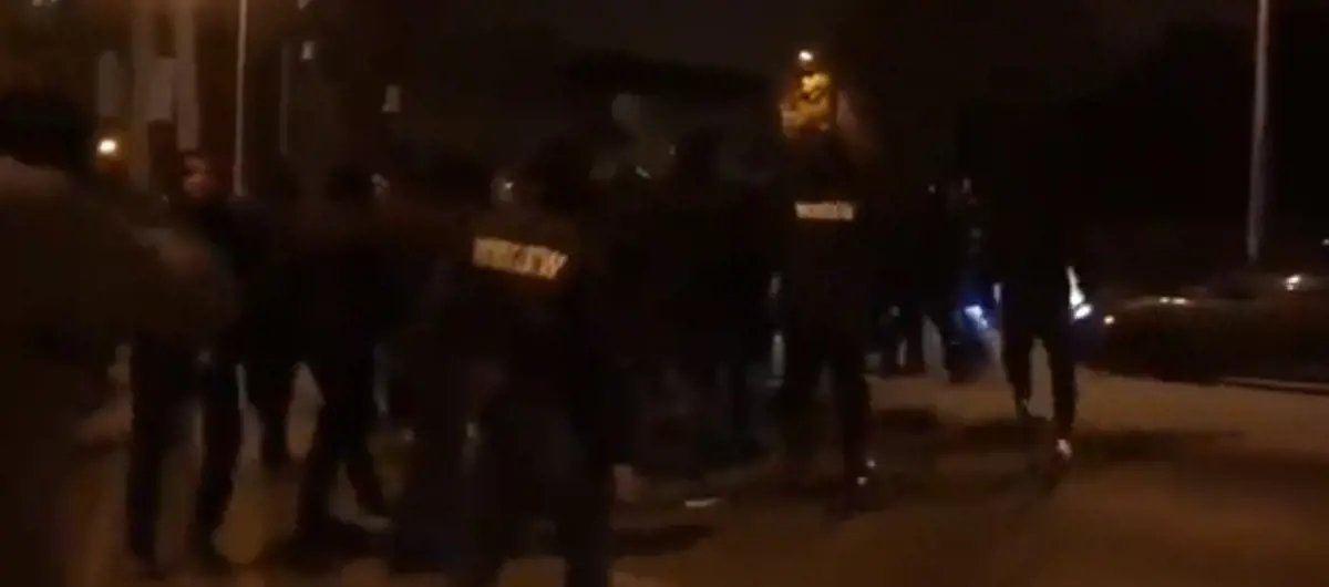 Az orosz szurkolók Budapesten áttörtek a rendőrsorfalon